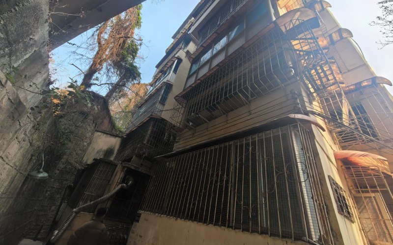 貴州省機(jī)關(guān)事務(wù)管理局國有資產(chǎn)管理服務(wù)中心貴陽市云巖區(qū)八鴿巖路73號8幢3單元1層02號房屋招租